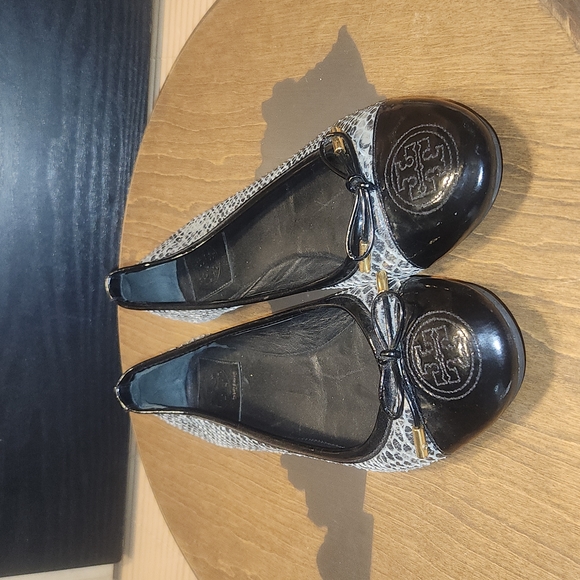 Tory Burch Shoes - SOLD Tory Burch Flats size 7.5